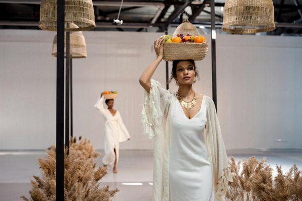 Boostez Votre Moral avec Nos Idées de Tenues Énergisantes !